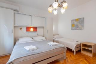 Tinka, Zimmer No 3 - Starigrad-Paklenica - 1