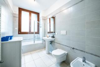 "Once Upon A Time" Cherubini Palace Thematic Apartments Free Parking - Florence - 3