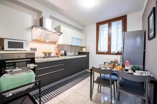 "Once Upon A Time" Cherubini Palace Thematic Apartments Free Parking - Florence - 5