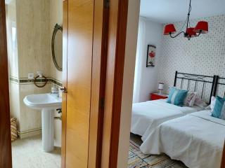 Charming house in Teo with balcony and parking included - Rua De Francos - 1