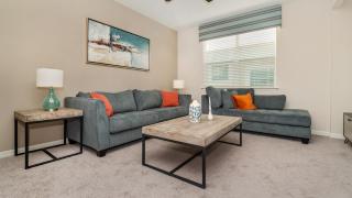 Last Minute Disney Getaway! Private Pool, Hot Tub & Games Room. Book Now! #24746 - Kissimmee - 3