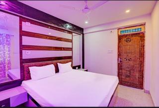 VR HOTEL - Auraiya - 8