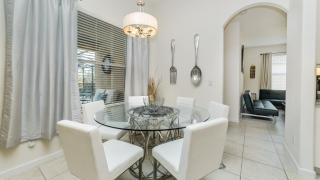 Last Minute Disney Getaway! Private Pool, Hot Tub & Games Room. Book Now! #18932 - Davenport - 2