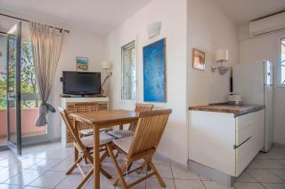 Rustic Apartment near La Conia Beach with Parking! - Cannigione - 5
