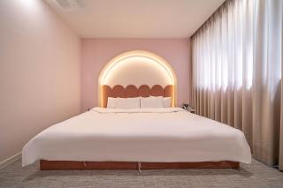 Doan Pool villa & Kids Hotel - Busan - 8