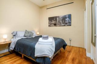 Cityscape Elegance - Stylish Skyline Views Retreat - Bangor - 9