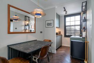 GuestReady - Top Floor Chic Camden Flat - 7