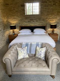 Old Downton Lodge - 2