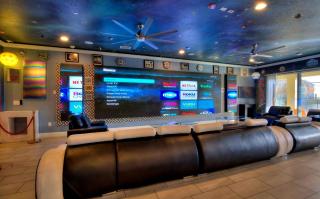 Last Minute Disney Getaway! Private Pool, Hot Tub & Games Room. Book Now! #35514 - Kissimmee - 1