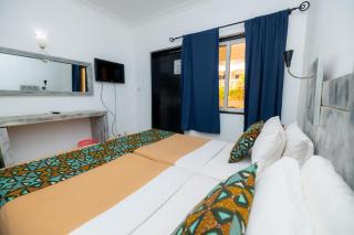 Sarges Hotel - Sere Kunda - 9