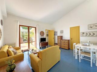 658 - Villa quadrilocale al Taunus con giardino e bellissima vista mare - SPIAGGIA inclusa nel prezzo - Numana - 7