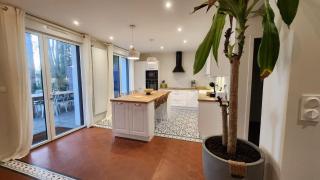 Villa Nature Salle de Sport Jacuzzi - Saint-Jean-la-Poterie - 3