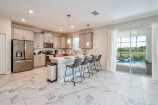 Last Minute Disney Getaway! Private Pool, Hot Tub & Games Room. Book Now! #32850 - Kissimmee - 2