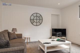 Town Centre Apartment - 1