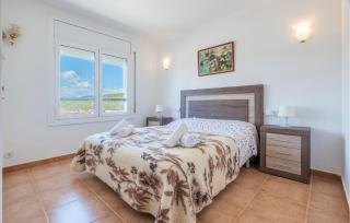 3 Bedroom Lovely Apartment In Palamos - Palamós - 5