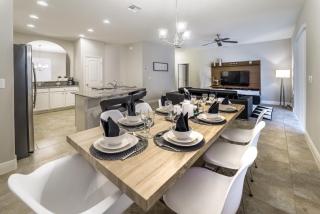 Last Minute Disney Getaway! Private Pool, Hot Tub & Games Room. Book Now! #24794 - Davenport - 4