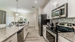 Last Minute Disney Getaway! Private Pool, Hot Tub & Games Room. Book Now! #20876 - Kissimmee - 9