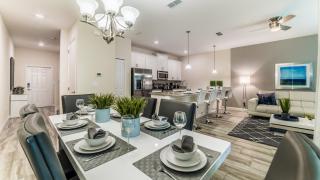 Last Minute Disney Getaway! Private Pool, Hot Tub & Games Room. Book Now! #20876 - Kissimmee - 3