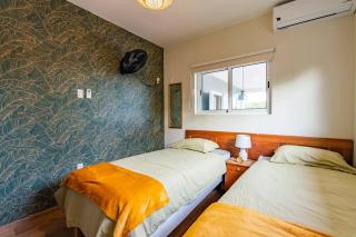 Sunny & Breezy, Tropical 3 BR villa with pool - Willemstad - 4