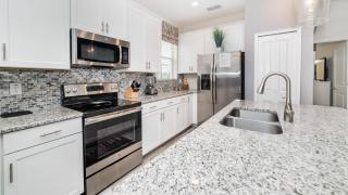 Last Minute Disney Getaway! Private Pool, Hot Tub & Games Room. Book Now! #21666 - Kissimmee - 5
