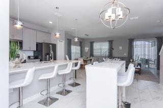 Last Minute Disney Getaway! Private Pool, Hot Tub & Games Room. Book Now! #26809 - Kissimmee - 3
