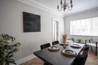 Modern 3-bedroom Retreat - Swalwell - 3