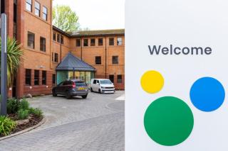 Waterside 2 Bed Apartment Taunton & FREE off road Parking & Wifi - 3