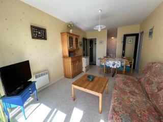 Bel Appartement T2 à 100m de la Plage avec Parking Privatif - FR-1-324A-40 - Saint-Hilaire-de-Riez - 0