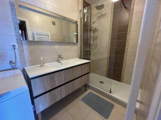 Bel Appartement 2 Chambres avec Accès Direct Plage à Saint-Gilles-Croix-de-Vie - FR-1-324-547 - Saint Gilles Croix de vie - 4