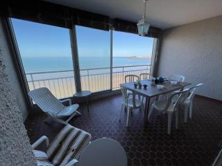 Bel Appartement 2 Chambres avec Accès Direct Plage à Saint-Gilles-Croix-de-Vie - FR-1-324-547 - Saint Gilles Croix de vie - 2