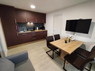 Mobilheim-Pia Superb, mit Pool, Top für Familien mit Kindern - Banjole - 8