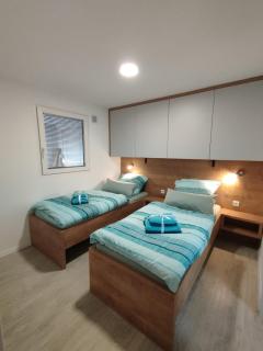 Mobilheim-Pia Superb, mit Pool, Top für Familien mit Kindern - Banjole - 5
