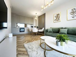 Balcony & Parking, Modern Elegant Apartment! Near Tram - Wrocław - 6