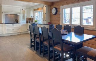 4 Bedroom Awesome Home In Bjorli - Bjorli - 5