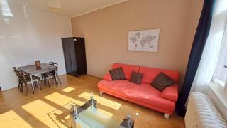 Na Slupi Sanctuary: Serene 2-Bedroom Getaway Prague - Prague - 5