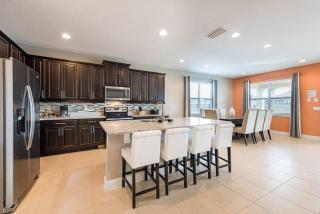 EC422 - Gleaming Villa with Home Theater at Encore - Orlando - 2