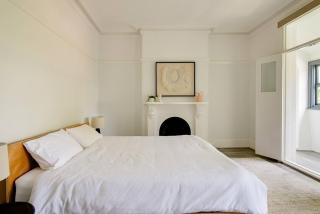 Beautiful & Ultra Convenient 4-bdrm Terrace - Sydney - 9