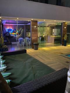 Casa com Piscina no bairro João VI, Muriaé-MG - 4