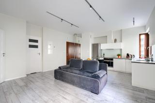 Warsaw Night Rondo Daszyńskiego - 2