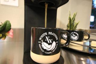 Luxe Lake Cabin Hot tub Grill Firepit EV charger - 2