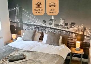 Relocating - Moving House - Contractors - Manchester - 0