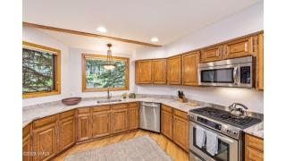 1620 Sunburst Drive 22 - 1