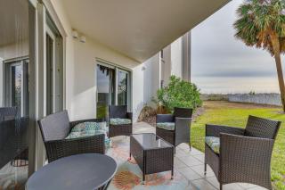 Pensacola Beach Condo with Patio and Access to Beach! - Pensacola Beach - 9