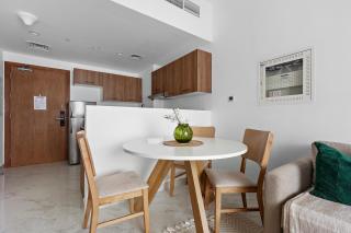 Bohemian Escape in Masdar City - Al Qurayyah - 7