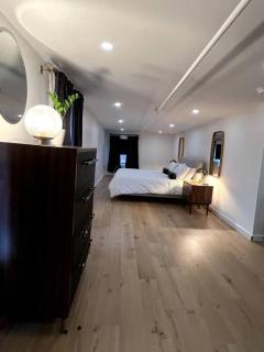 King Bed, The Phenix Historic Hotel, Spacious, Room # 406 - 9