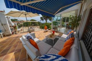 Valerie's Lux Summer House - 2