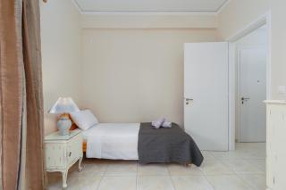 Nostos apartment, with a spacious backyard - Artemida - 1