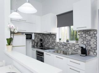 Modern House in the Old Town - 6