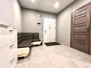 ApartPoltava Світла СТУДІЯ в НОВОМУ комфортному будинку, БІЛА АЛЬТАНКА Готельний чек - Poltava - 1