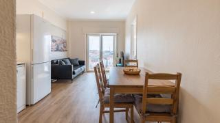 Coastal Comfort - 5min from Beach by LovelyStay - Costa da Caparica - 2